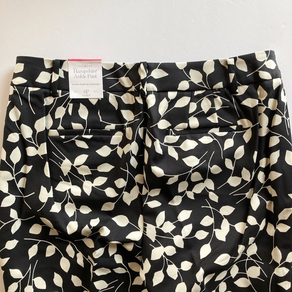 NWT Talbots Hampshire Pants Curvy Fit 8P Ankle Length Black Ivory Leaf Print - Picture 9 of 14